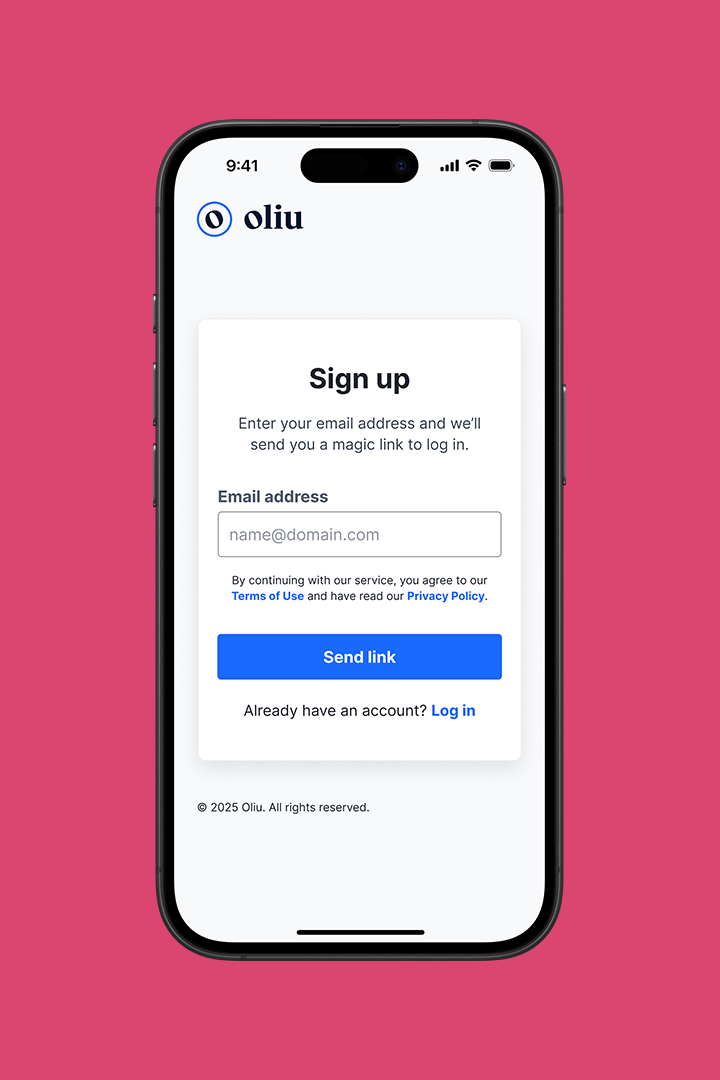 Ian Harding - Featured - Oliu